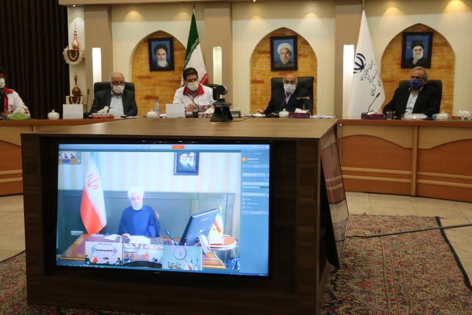 جلسه ویدئو کنفرانس استاندار کرمان و سرپرست جمعیت هلال احمر با رئیس جمهوری / گزارش تصویری